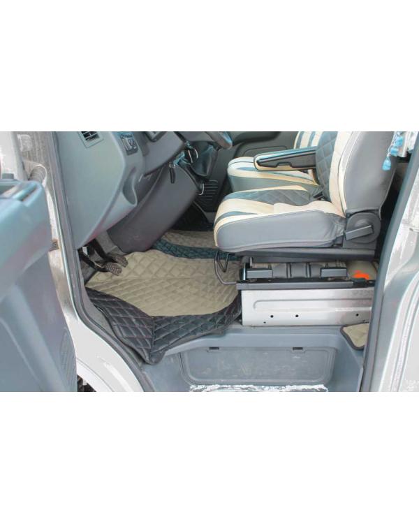 Коврик стеганный Газель Next 3 мест. Бежевый Коврик стеганный Газель Next 3 мест. Бежевый