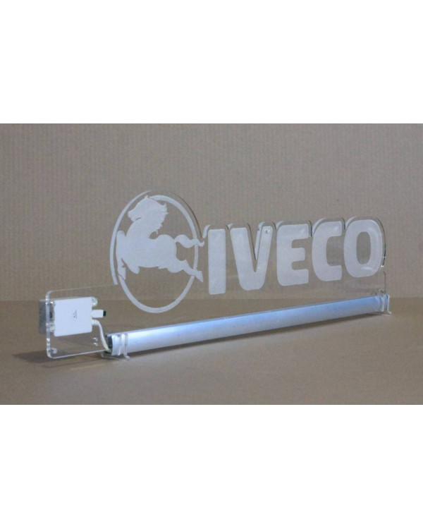 Светодиодная табличка IVECO 510мм логотип
