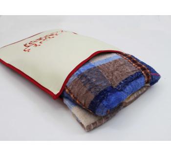 Подушка-наволочка на SCANIA беж-красный-foto2