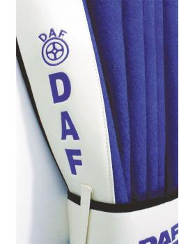 Шторы ночные лобового окна сборка c вышивкой DAF-foto3