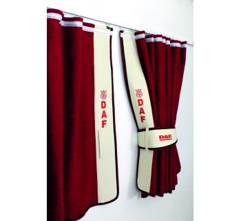 Шторы ночные лобового окна сборка c вышивкой DAF-foto2